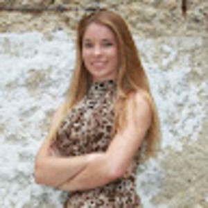 Meet your Posher, Alicia